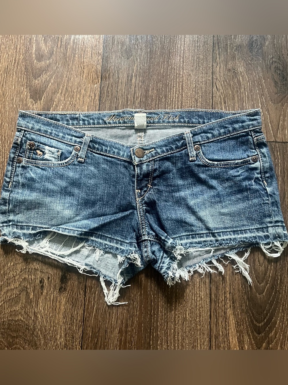 Vintage Y2K Abercrombie & fitch A&F denim Jean booty Micro mini shorts Sz 4 32”